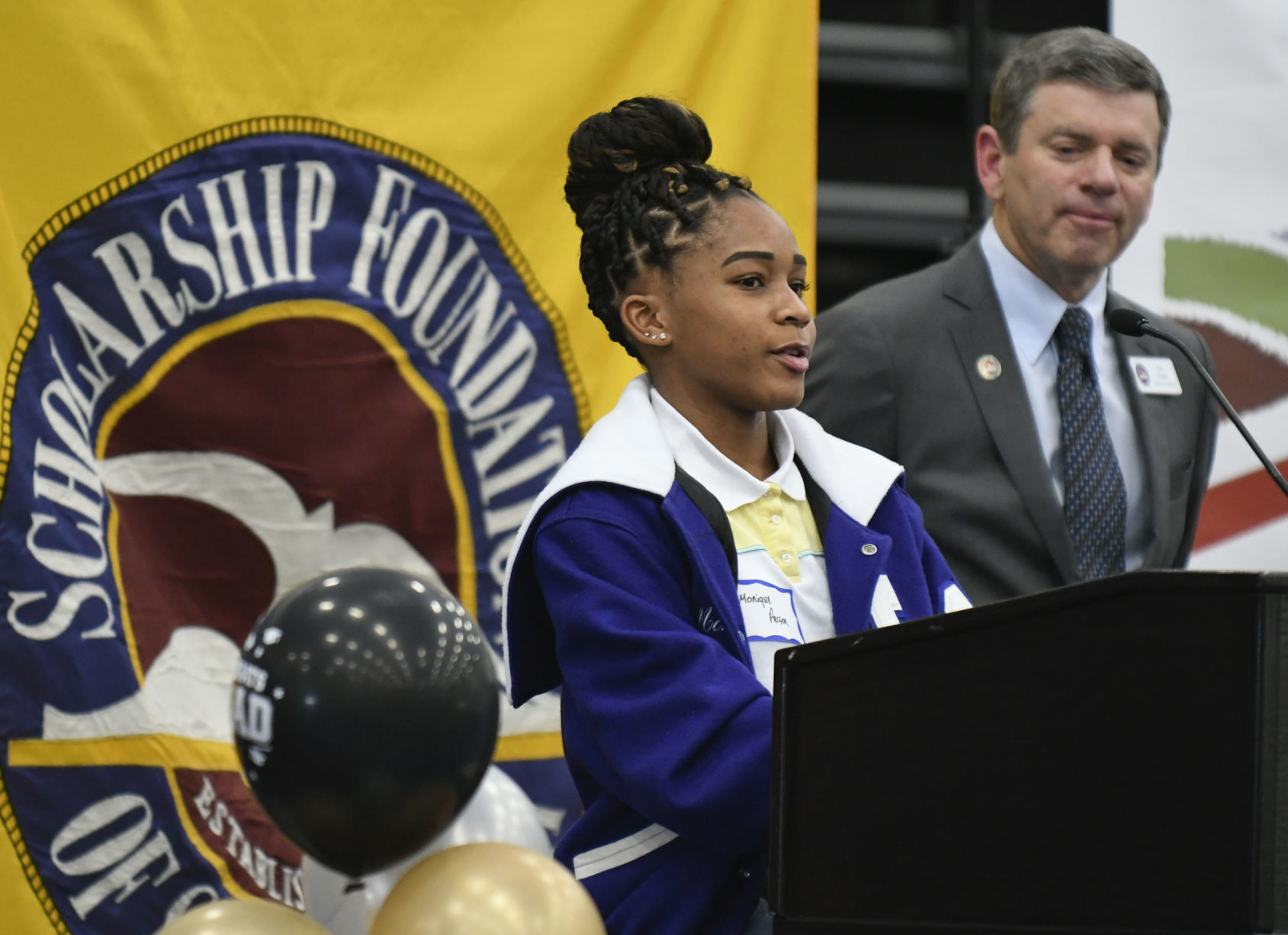 052119 Scholarship awards 07.jpg